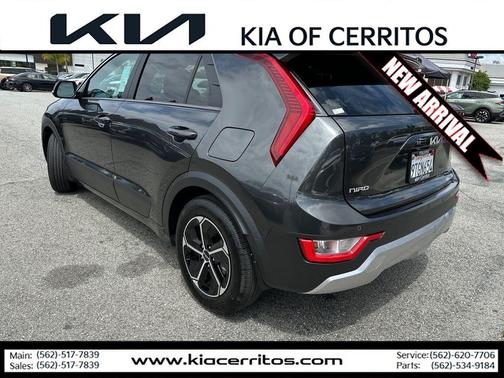 Interstellar Gray 2025 Kia Niro EX