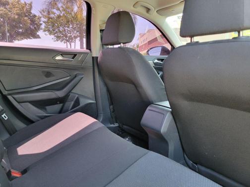 Black Uni 2021 Volkswagen Jetta 1.4T S