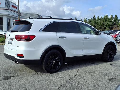 2020 Kia Sorento S