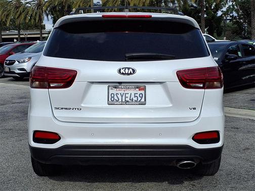 2020 Kia Sorento S