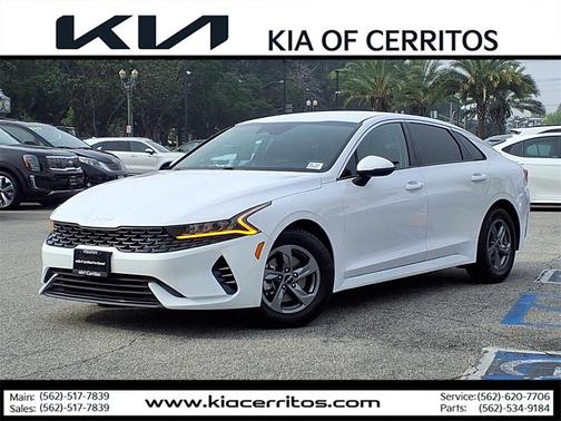 2022 Kia K5 LXS
