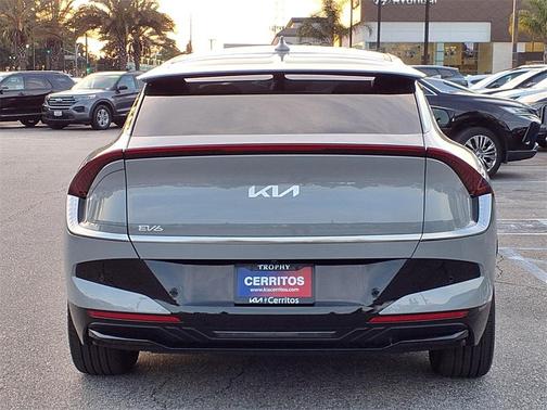 2025 Kia EV6 Wind