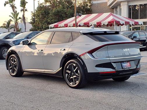 2025 Kia EV6 Wind