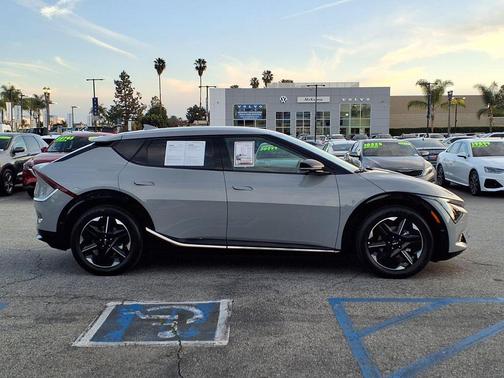 2025 Kia EV6 Wind