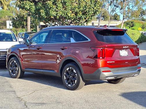2025 Kia Sorento S
