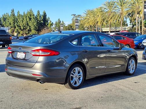2018 Ford Fusion Hybrid SE