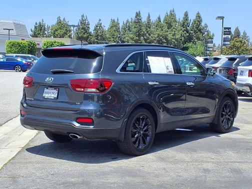 2020 Kia Sorento S