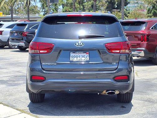 2020 Kia Sorento S