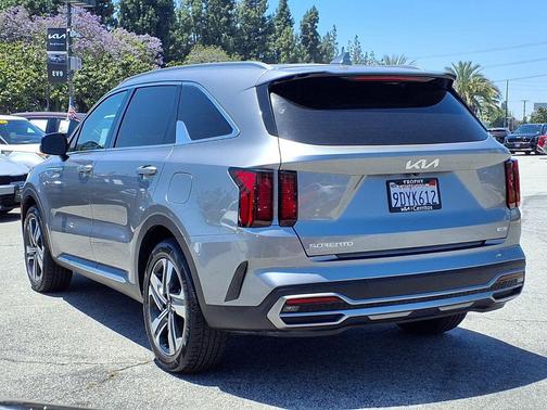 Steel Gray 2023 Kia Sorento Hybrid EX