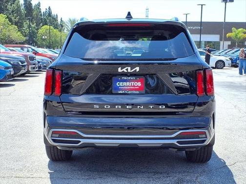 2022 Kia Sorento SX