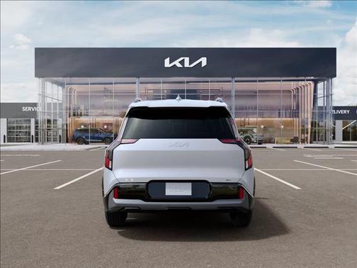 Glacial White Pearl 2026 Kia EV9 GT-Line