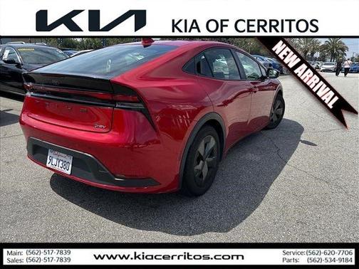 2024 Toyota Prius LE