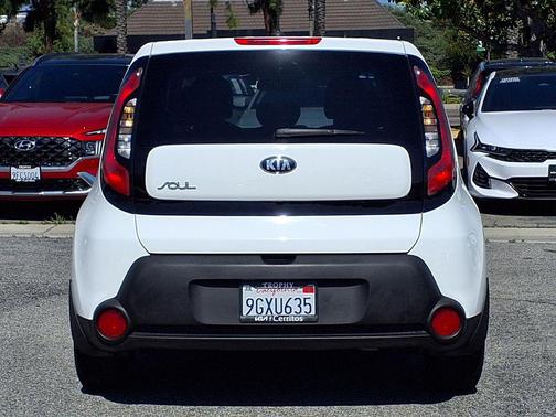 Clear White 2014 Kia Soul Base