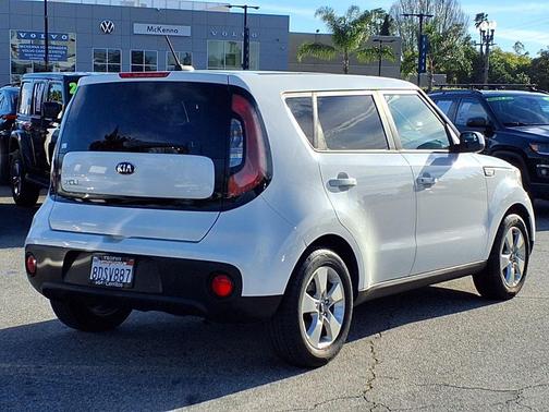 2018 Kia Soul Base