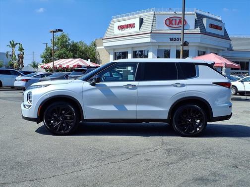2023 Mitsubishi Outlander SE Black Edition S-AWC