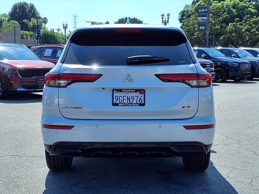 2023 Mitsubishi Outlander SE Black Edition S-AWC