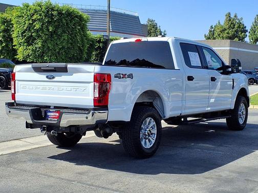 Oxford White 2021 Ford F-250 XLT