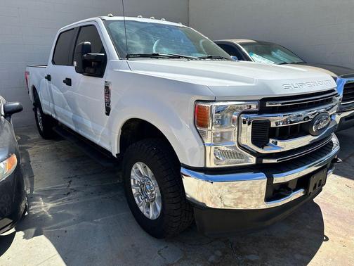 Oxford White 2021 Ford F-250 XLT
