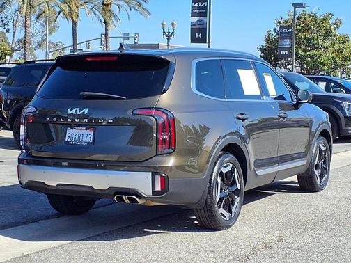Dark Moss 2023 Kia Telluride EX