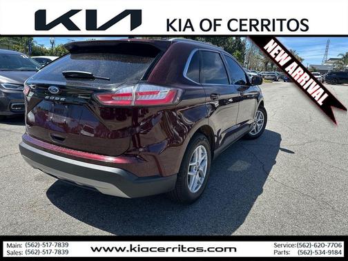Burgundy Velvet Metallic Tinted Clearcoat 2021 Ford Edge SEL