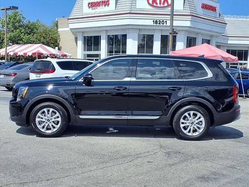 2022 Kia Telluride LX
