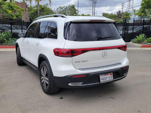 Polar White 2023 Mercedes-Benz EQB 250 Base