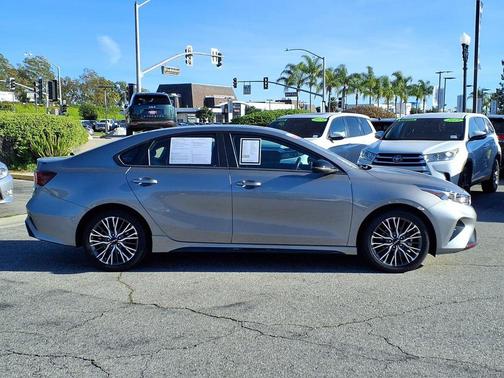 2023 Kia Forte GT-Line