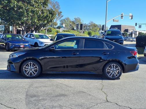 2022 Kia Forte GT-Line