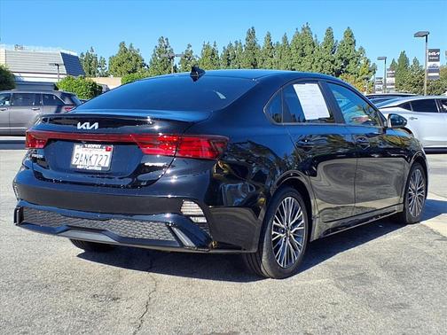 2022 Kia Forte GT-Line