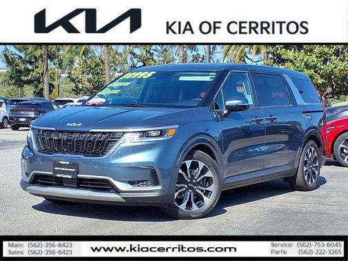 2024 Kia Carnival EX