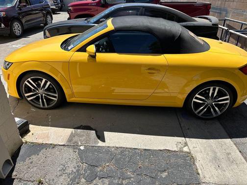 Vegas Yellow/Black Roof 2016 Audi TT 2.0T