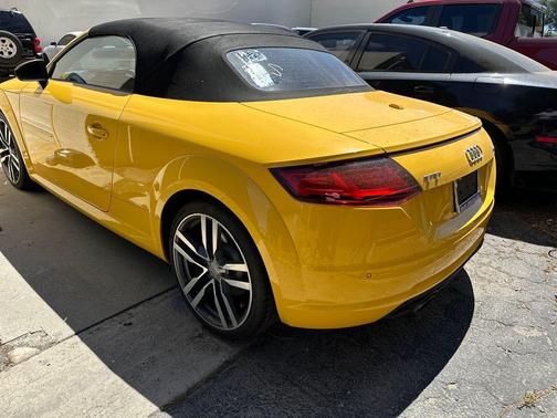 Vegas Yellow/Black Roof 2016 Audi TT 2.0T