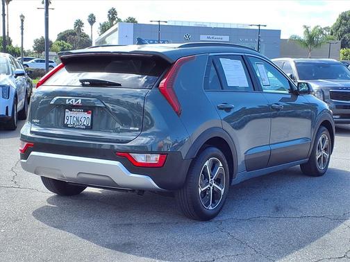 2025 Kia Niro EX