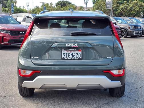 2025 Kia Niro EX