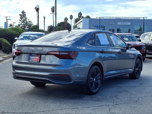 2023 Volkswagen Jetta 1.5T SE