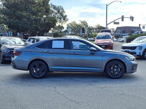 2023 Volkswagen Jetta 1.5T SE