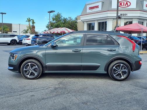 2025 Kia Niro EX