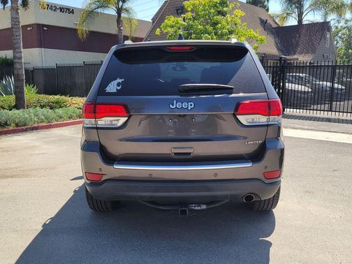 Granite Crystal Metallic Clearcoat 2020 Jeep Grand Cherokee Limited