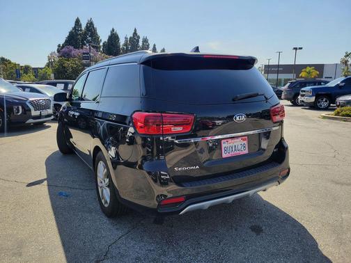 Aurora Black 2021 Kia Sedona EX