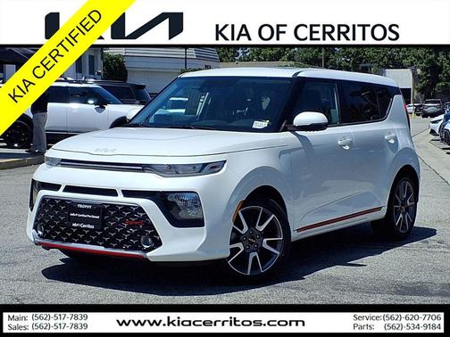 Snow White Pearl 2022 Kia Soul GT-Line
