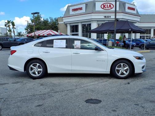 2017 Chevrolet Malibu 1LS