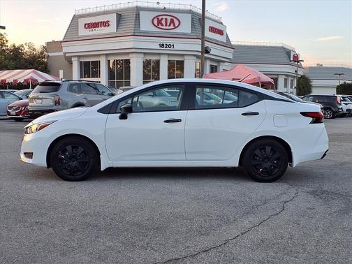 2024 Nissan Versa 1.6 S