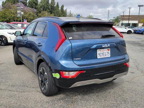 Mineral Blue 2023 Kia Niro EV Wind