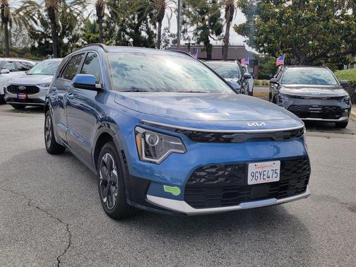 Mineral Blue 2023 Kia Niro EV Wind