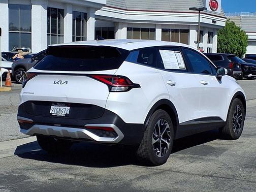 2025 Kia Sportage EX