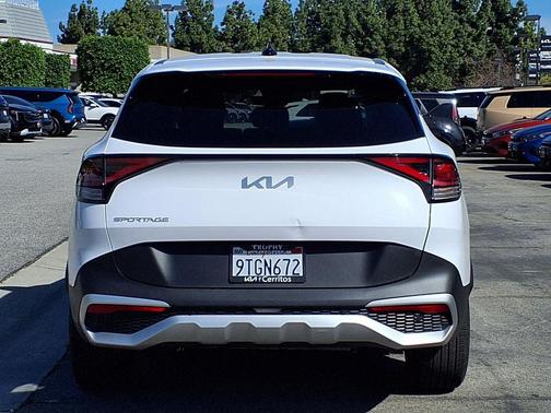 2025 Kia Sportage EX