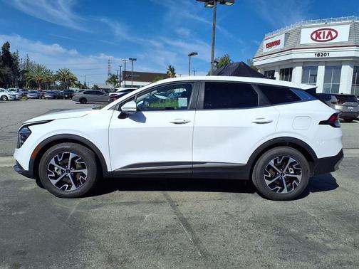 2025 Kia Sportage EX