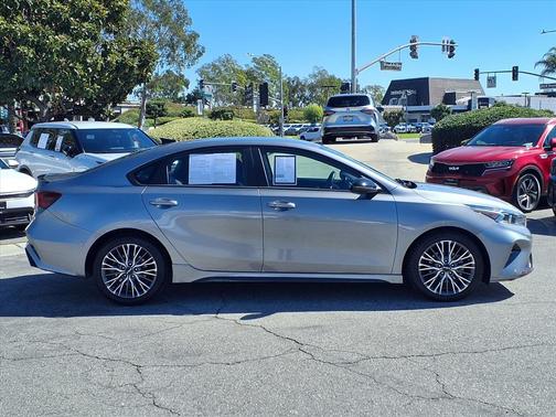 2022 Kia Forte GT-Line