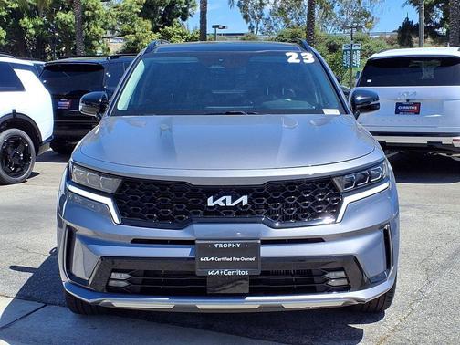 Everlasting Silver 2023 Kia Sorento SX