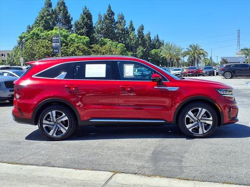 2022 Kia Sorento Plug-In Hybrid SX